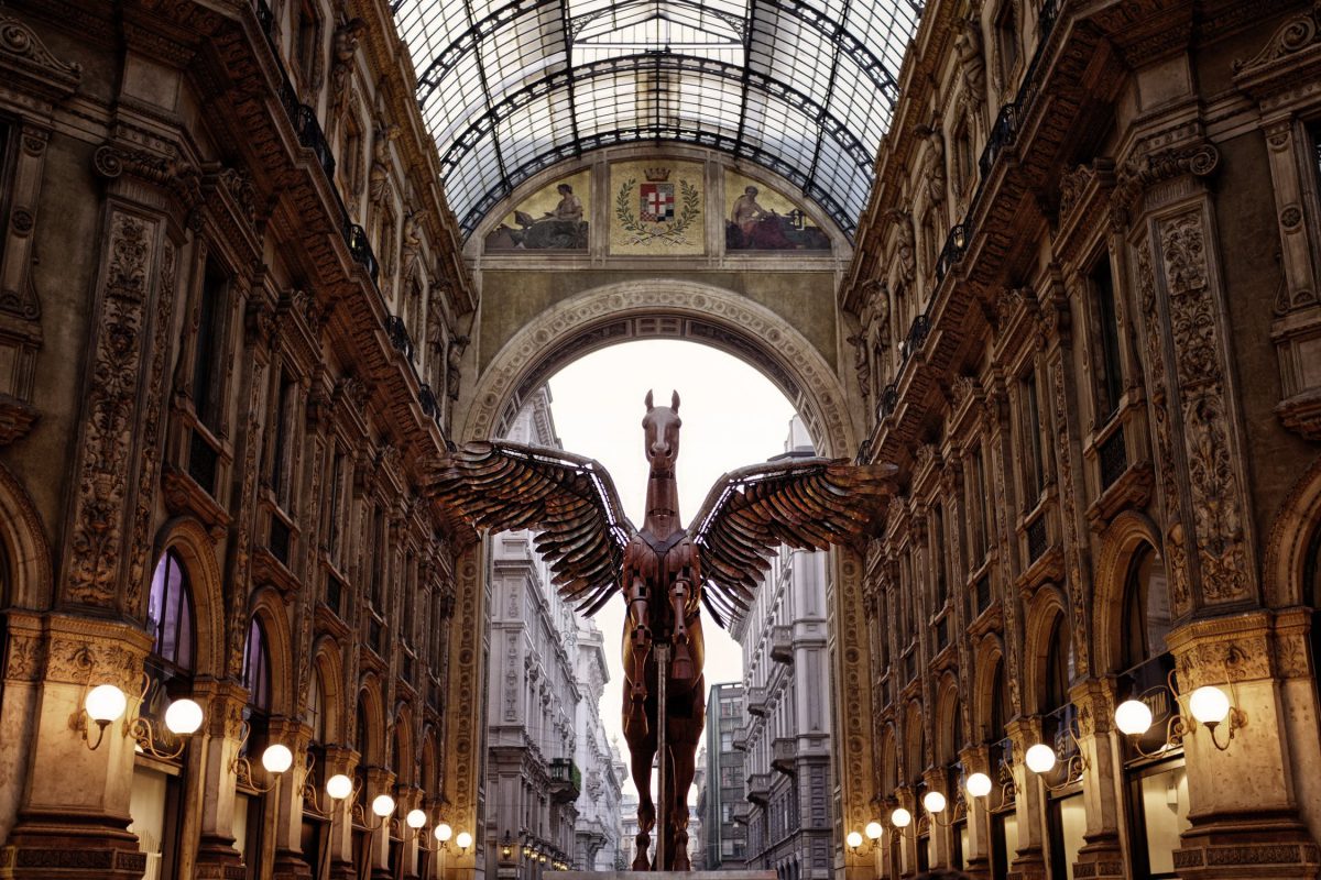 milan-pegasus-gallery-statue